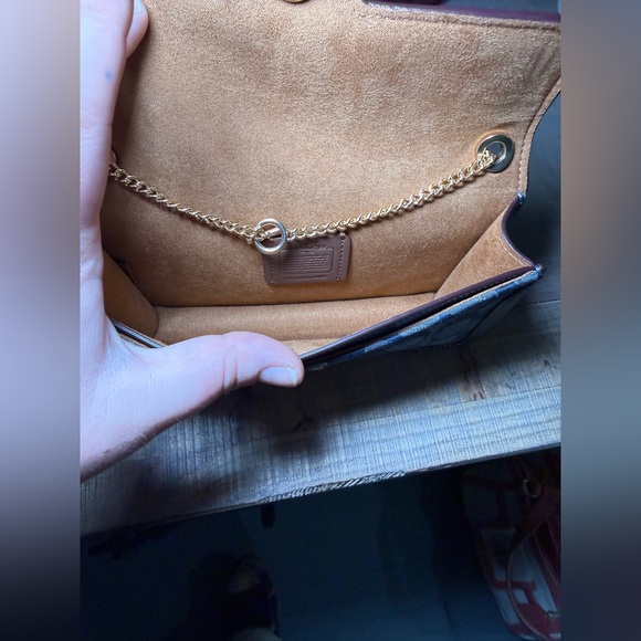 Coach Morgan denim Crossbody in Signature - Picture 4 of 10
